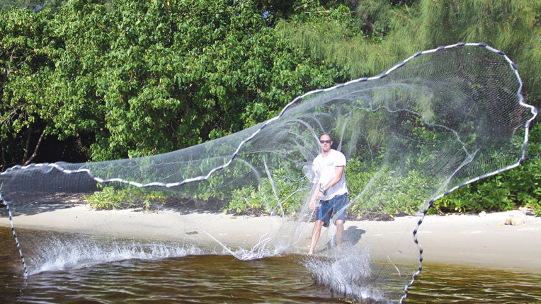 5 8 fish netting Fitec Gs1500 Ultra Spreader Cast Net 5/8 inch Mesh, Clear Mono, 1.5 lb Lead wts, Size: 10'